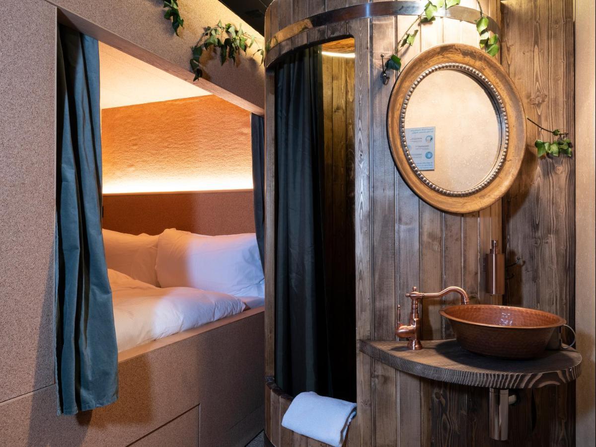Peanut Medieval Lodge Saint-Ursanne Dış mekan fotoğraf